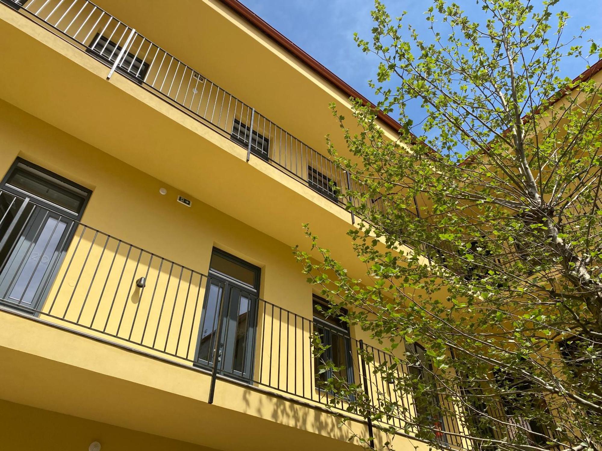 Honest Karlin Praga Exterior foto